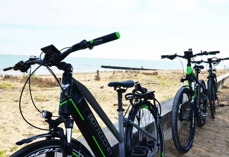 Biciclette elettriche Europa Tourist Group Bibione